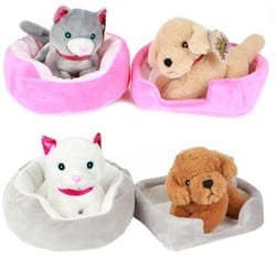 Pluche hond of kat in pluche mand 4 assorti 18,5x25x14cm.